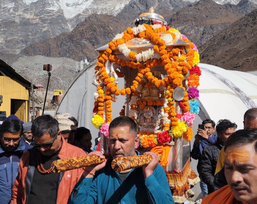 तृतीय केदार तुंगनाथ मंदिर के कपाट शीतकाल के लिए बंद, गद्दीस्थल के लिए रवाना हुई डोली