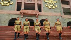 NDA की पहली महिला कैडेट बैच ने 300 से अधिक पुरुष साथियों के साथ किया सफल ग्रेजुएशन