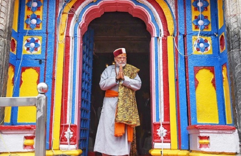 बदरीनाथ धाम में हवन; सेना के जवानों और पीएम मोदी के लिए हुई विशेष पूजा-अर्चना