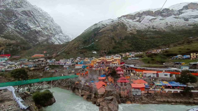 Uttarakhand: चारधाम यात्रा अब 12 दिन और चलेगी, 25 नवंबर को शीतकालीन के लिए बंद होंगे बदरीनाथ धाम के कपाट