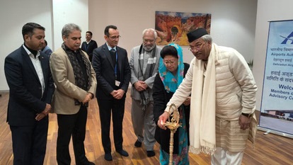 Dehradun: बैठक में हुआ मंथन, अंतरराष्ट्रीय एयरपोर्ट का प्रस्ताव भारतीय विकास प्राधिकरण मुख्यालय दिल्ली भेजा